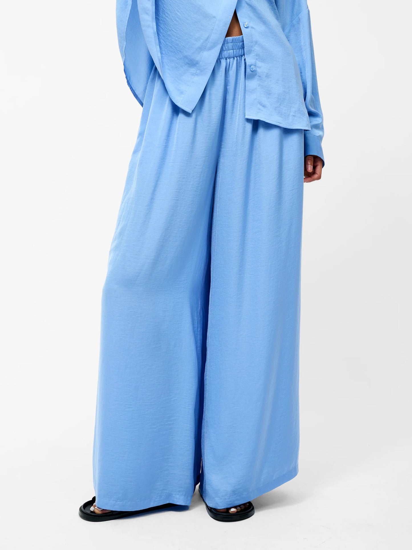 Damasco Air Flow Poly Wide Leg Trousers