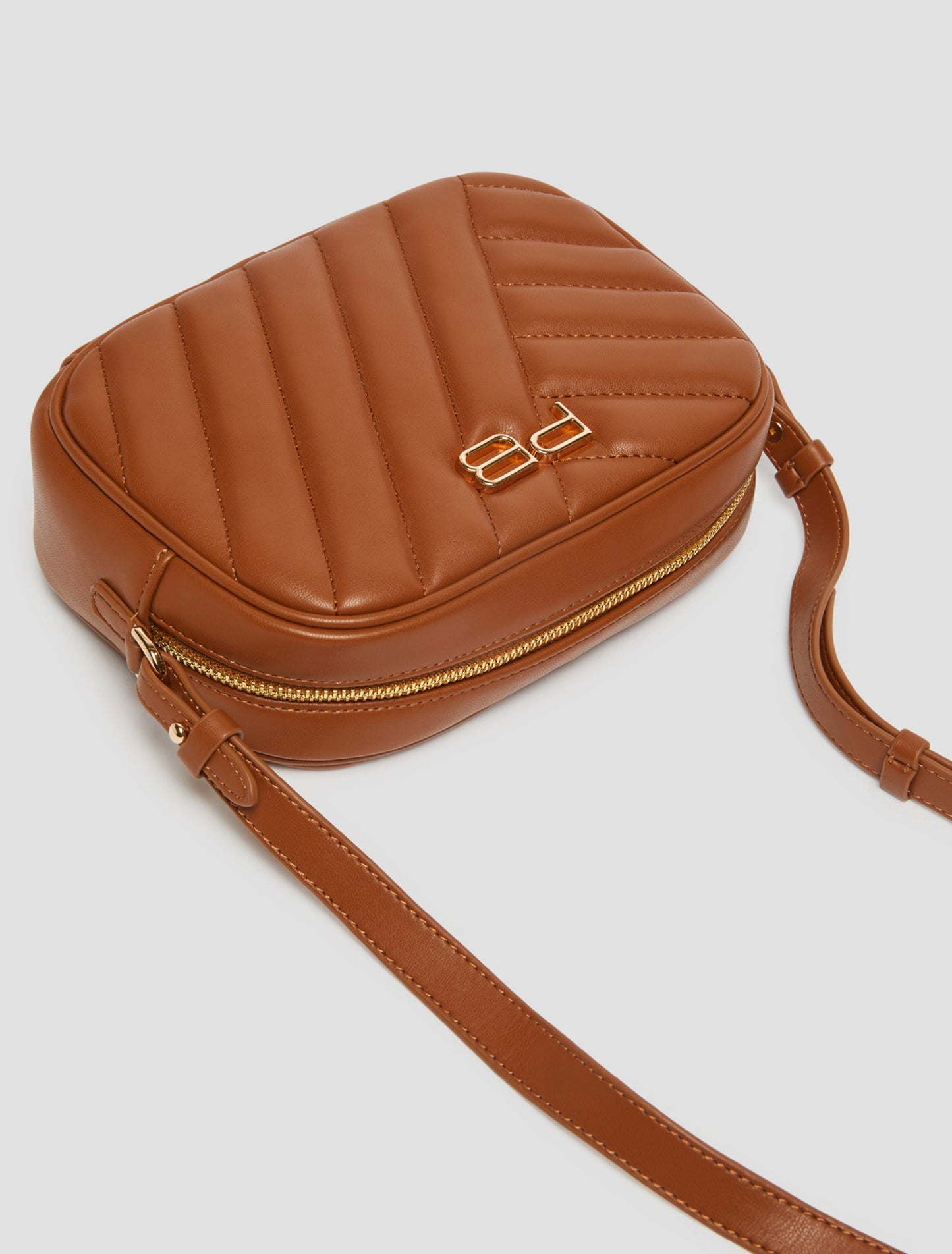 Quilted Camera Bag - Tobacco