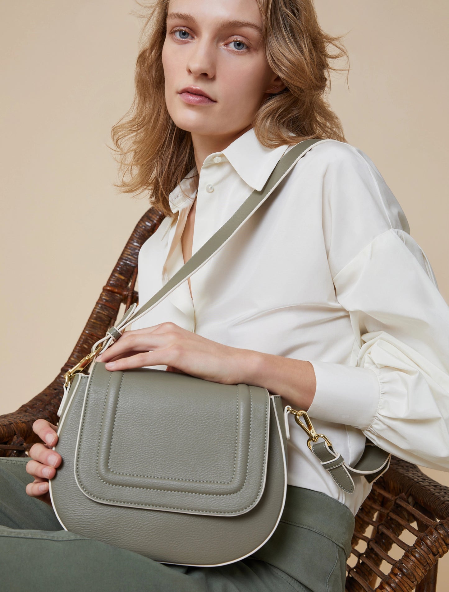 Saddle Crossbody Bag