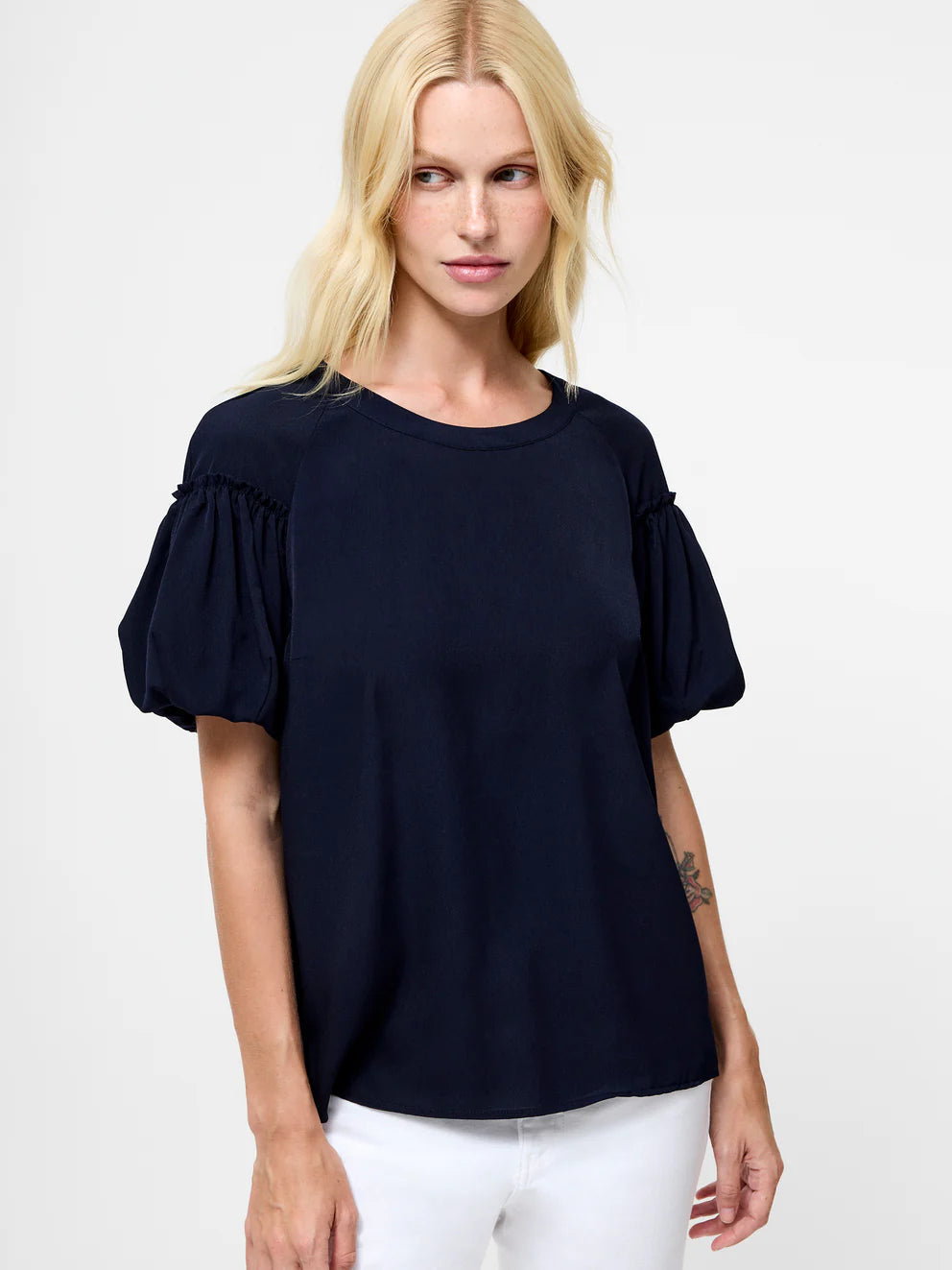 Crepe Light Puff Sleeve Navy Top