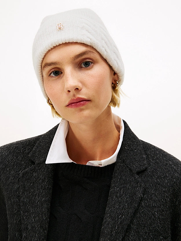 Chic Fluffy Beanie With Wool