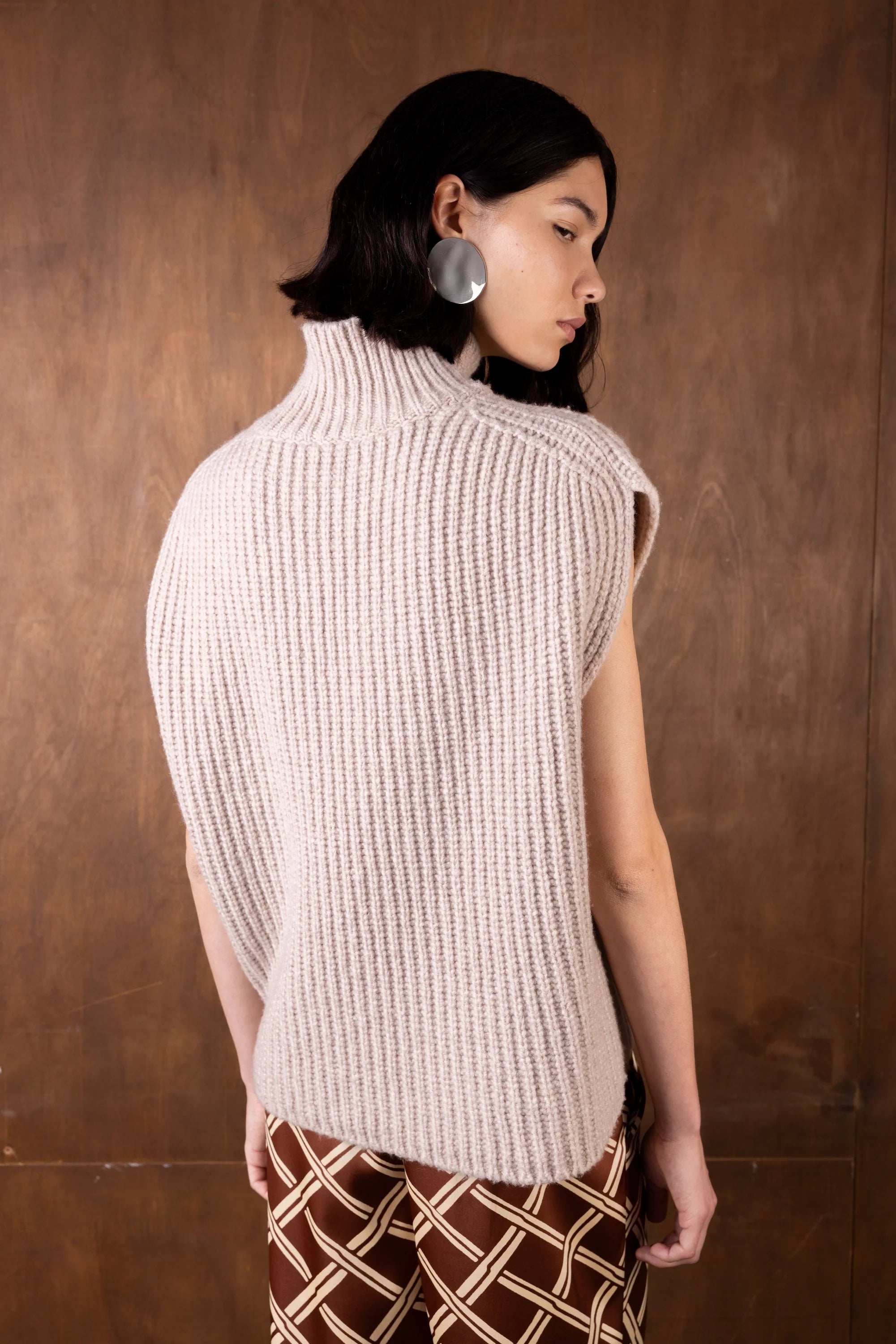 The Elize Oat Tabard