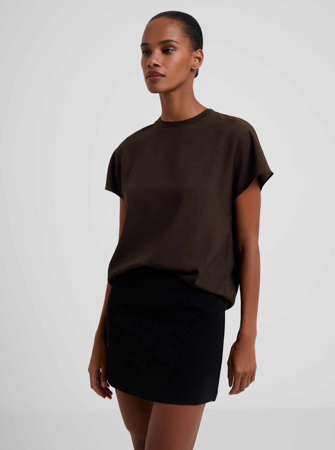 Crepe Light Crew Neck Bitter Chocolate Top