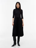 Ribbed Black Slim Pleated Dress