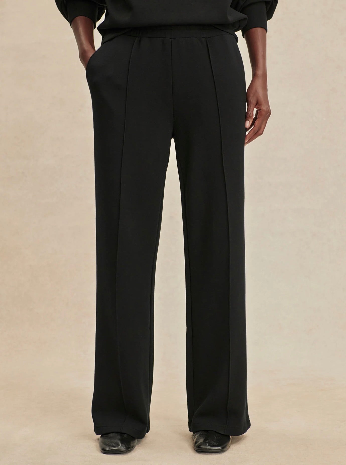 The Black Wide Leg Pant 30"