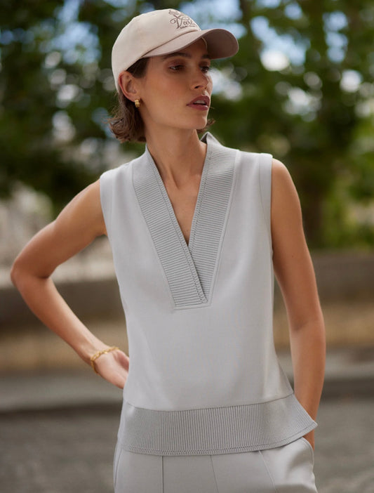 Freida V-Neck Clay Blue Tank