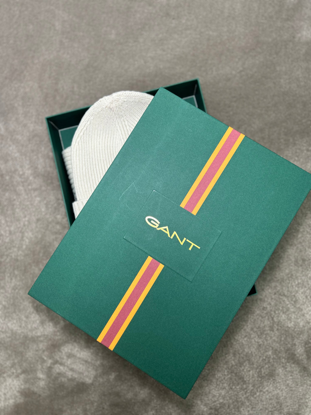 GANT Cream Beanie & Scarf Set