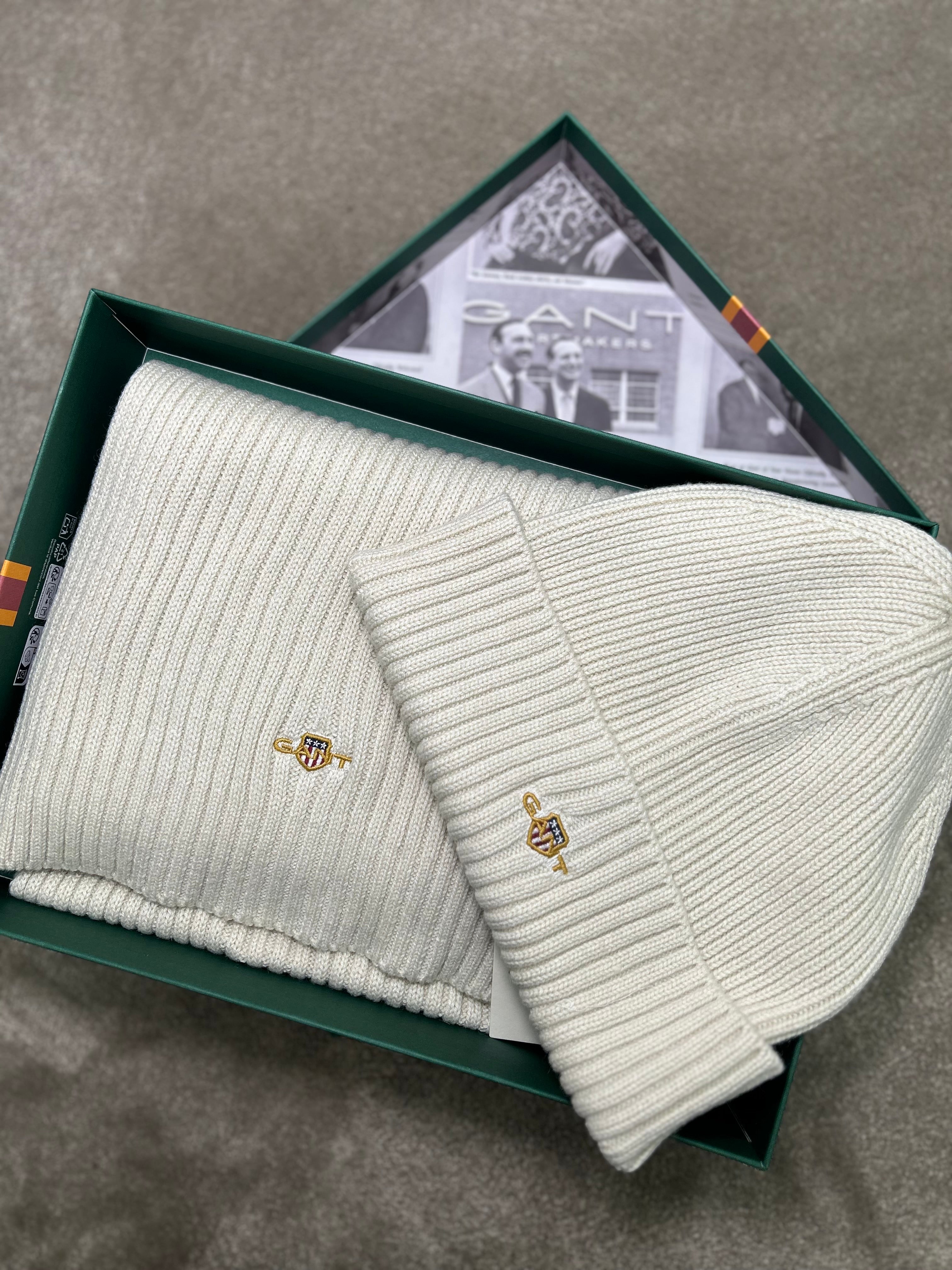 GANT Cream Beanie & Scarf Set