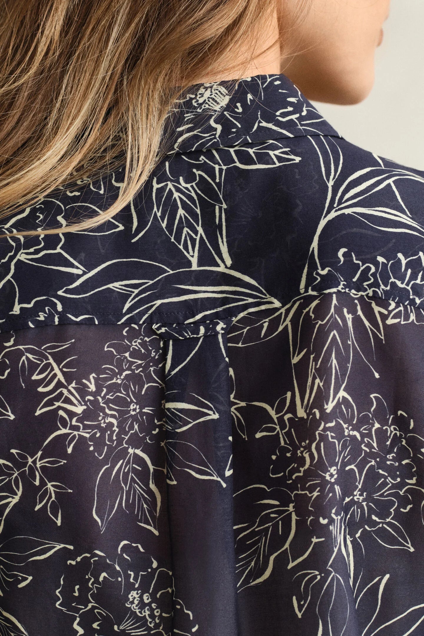 Regular Fit Floral Print Cotton Silk Shirt