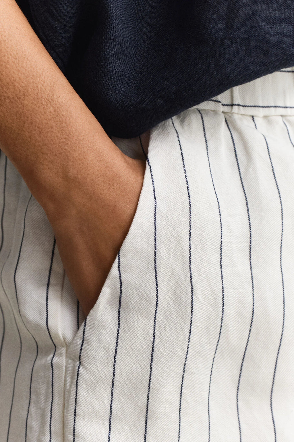 The Linen Blend Stripe Shorts