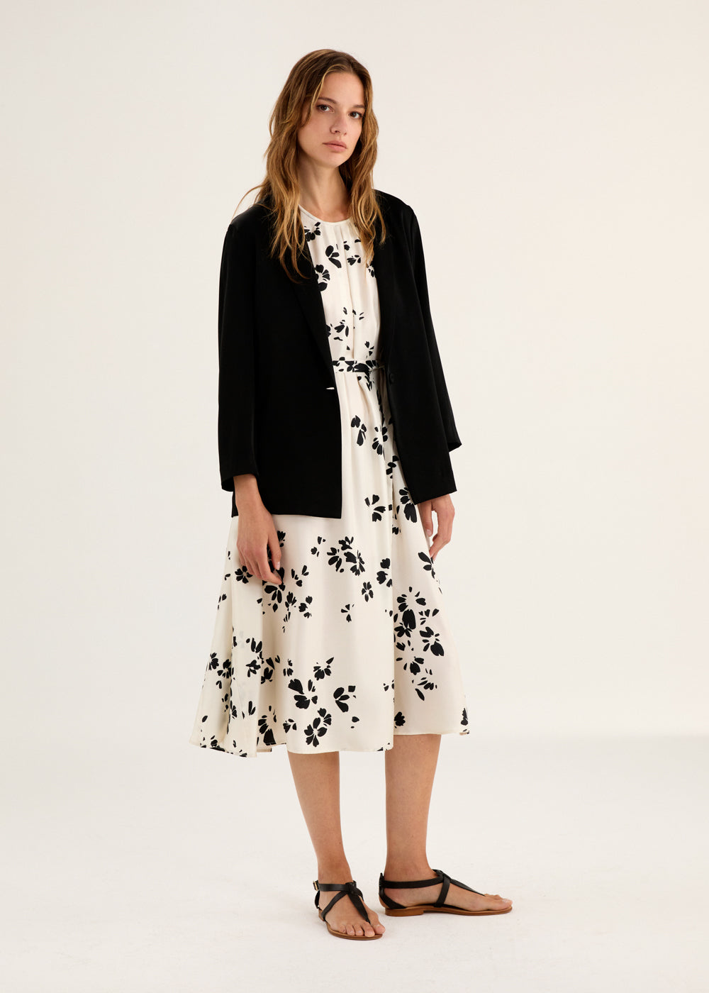 Round Neck Sleeveless Floral Dress