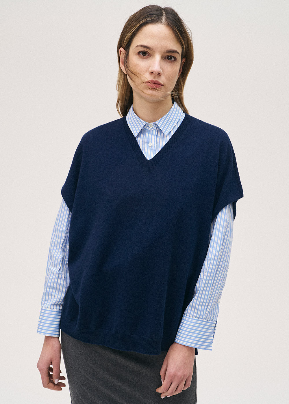 Th Classic Navy Sleeveless Boxy Knit