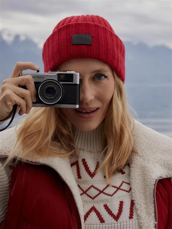 Elva Chunky Rib Beanie - Red