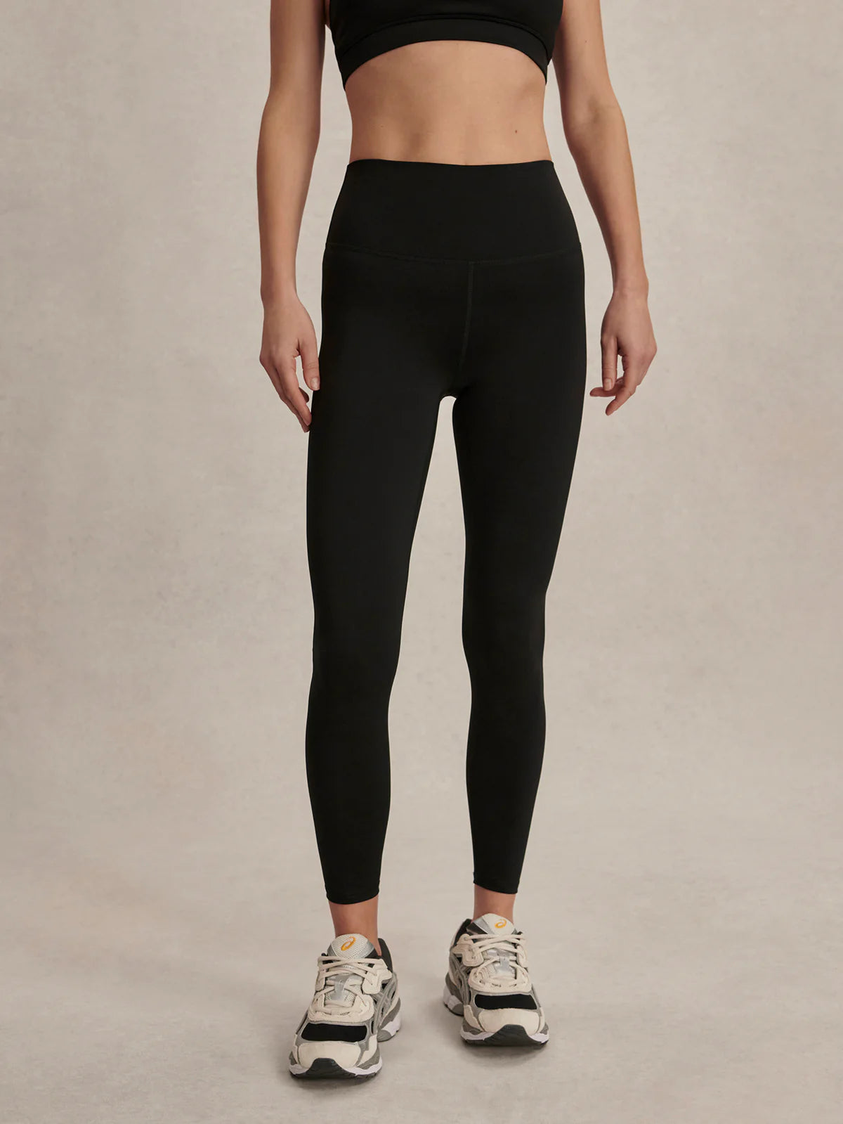 The Assure High-Rise Black Legging 25"