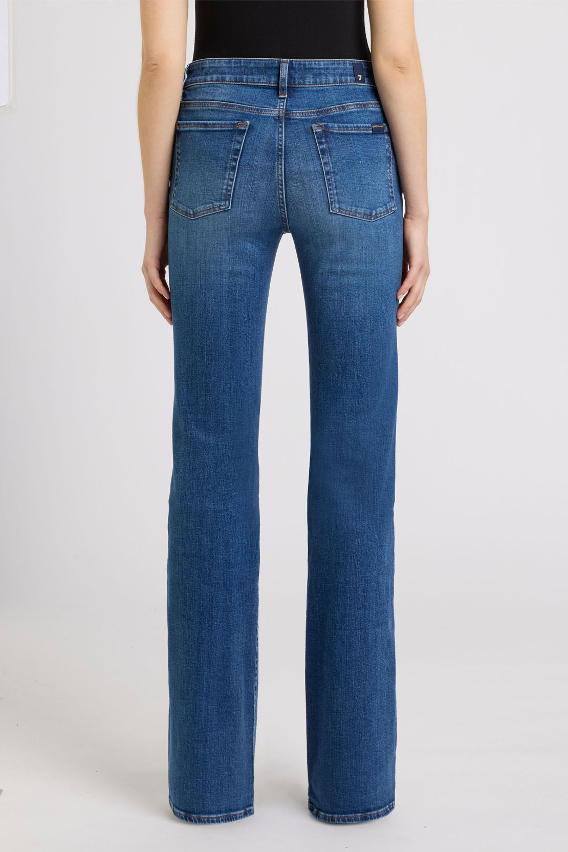 The LEGGY Bootcut Moon-Water Wash Jeans