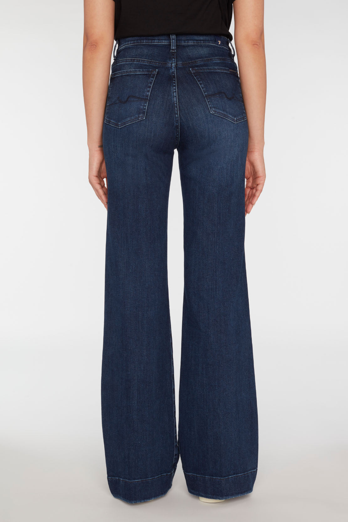 The MODERN DOJO Soho Dark Wide Jeans